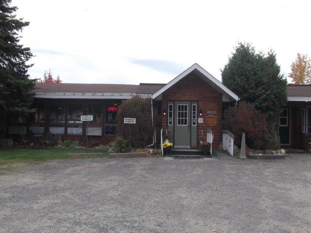 Spectacle Lake Lodge Bancroft Buitenkant foto